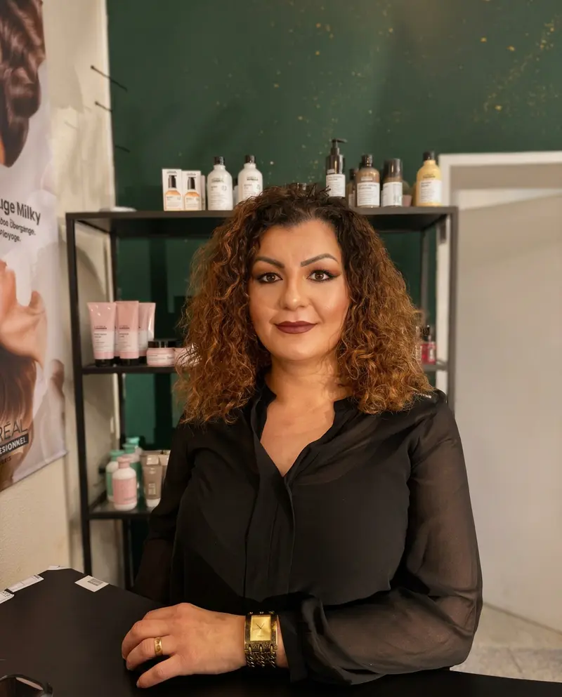 Ayse – Make-up & Hochsteck-Stylistin bei Hair Deluxe